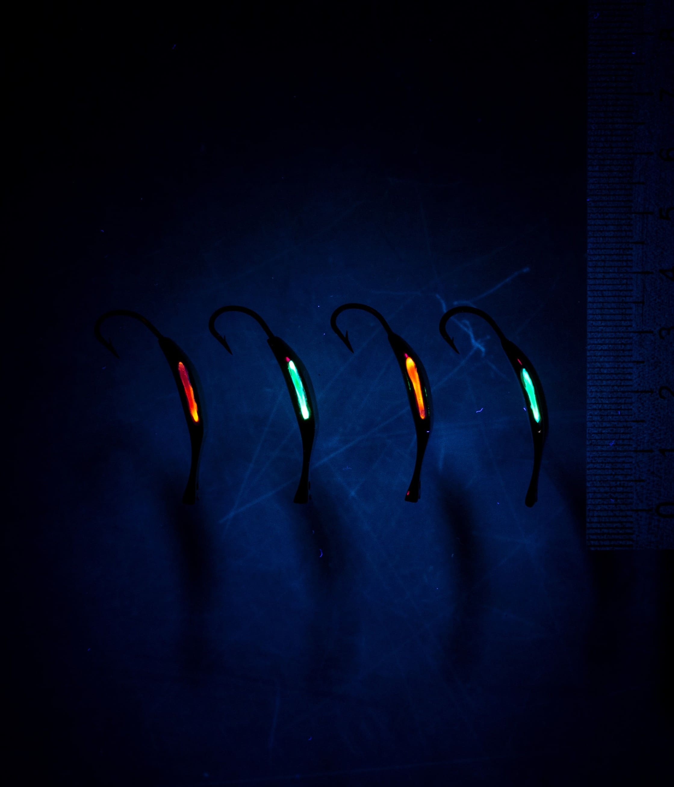 Блесна Рыбка UV мормышка