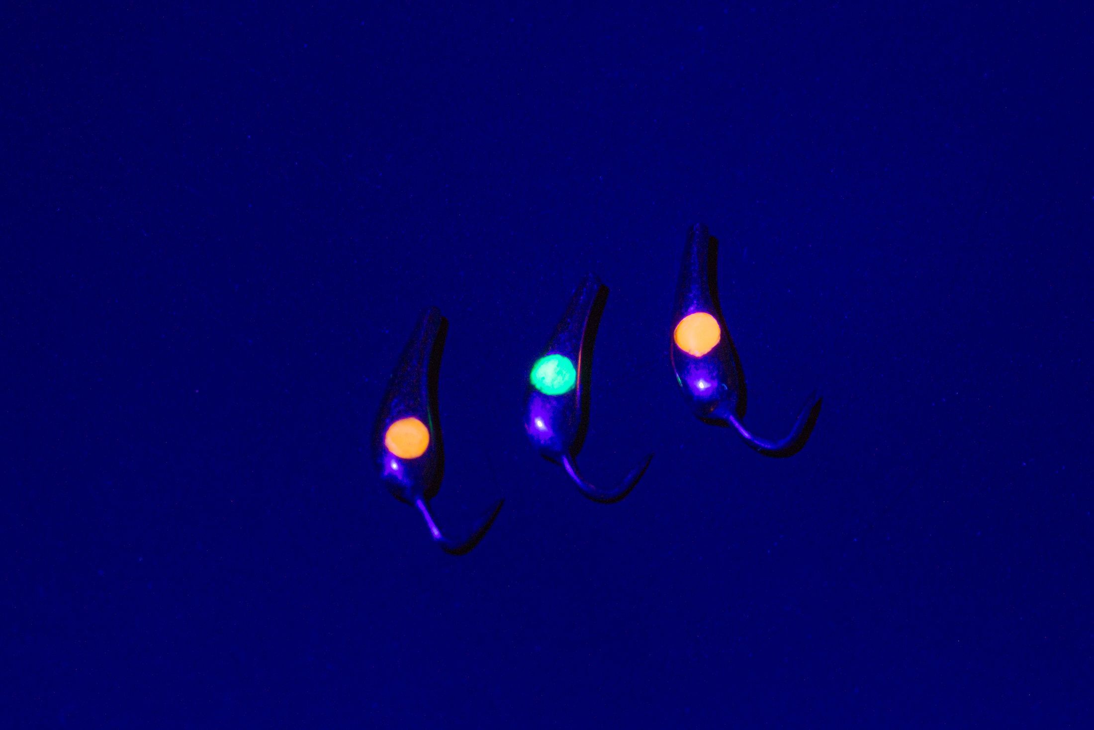 Блесна Огонь 1 см UV-вставка